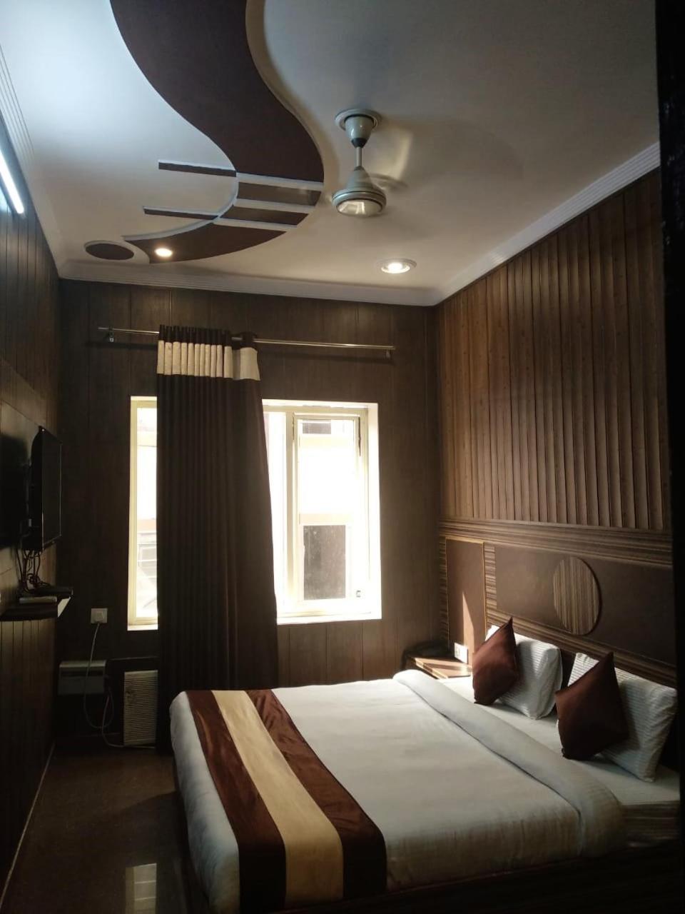 Grg Pardesi Hotel Haridwār Exterior foto