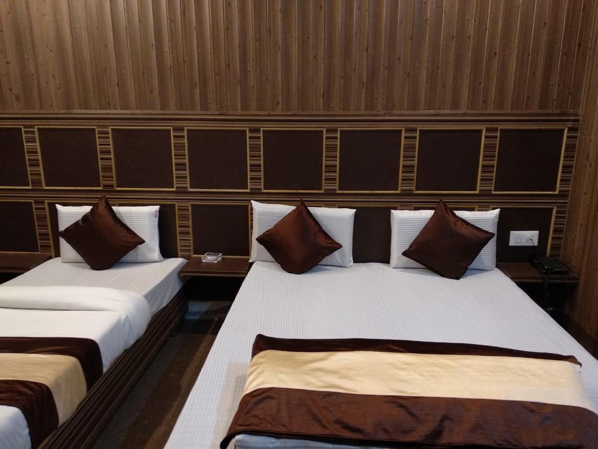 Grg Pardesi Hotel Haridwār Zimmer foto